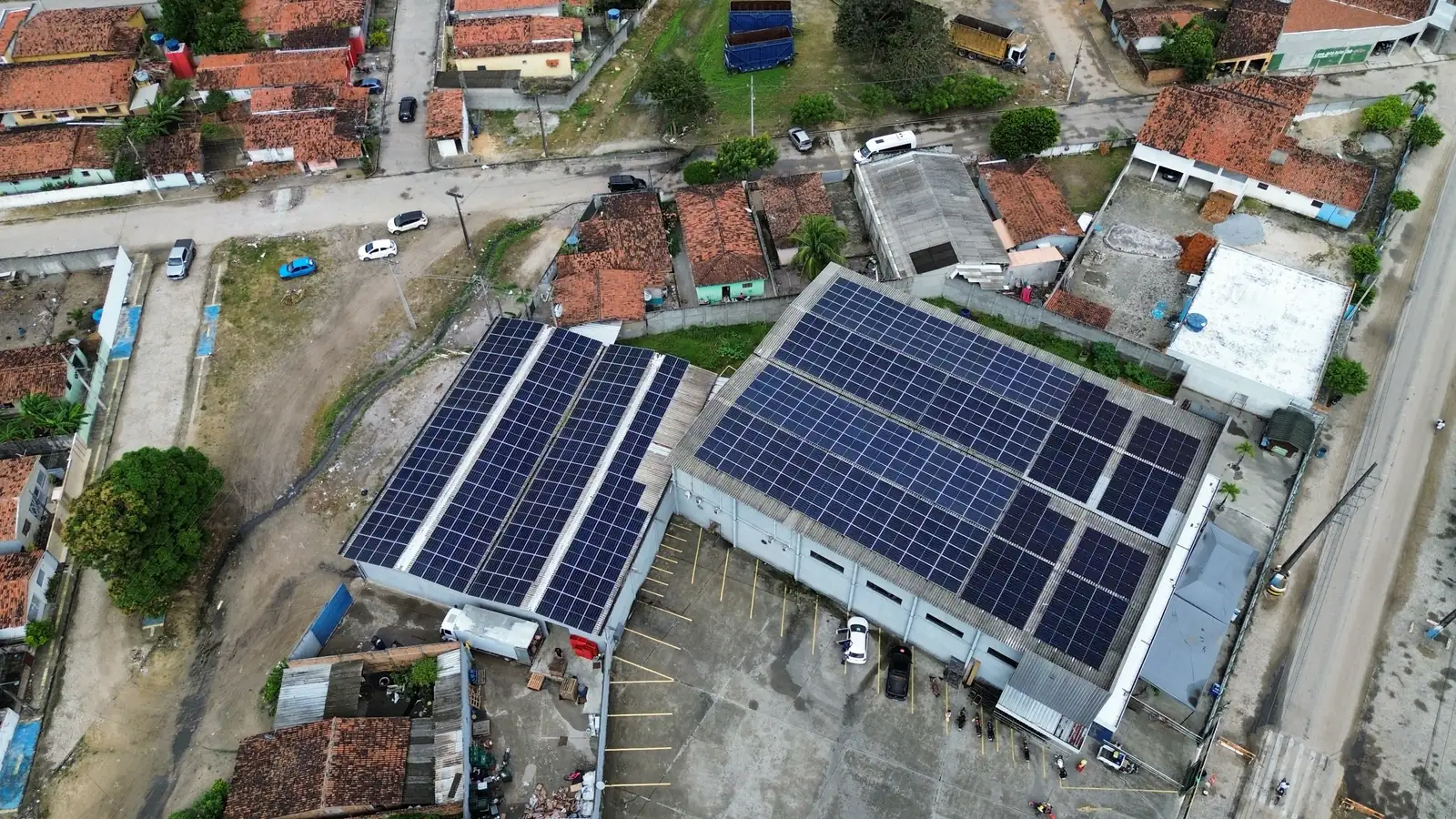 Usina solar comercial de 258,86 kWp em Mataraca - PB: ampliação, limpeza e monitoramento J7